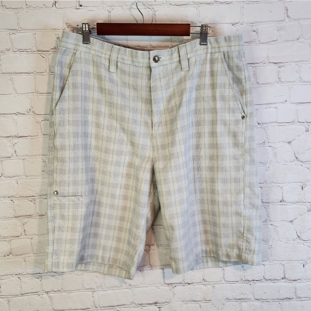 Men's Tony Hawk flat front shorts, size 36